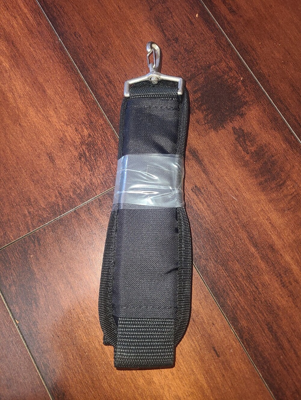 New Adjustable Black Replacement Shoulder Strap Pad Universal Clip On for bag